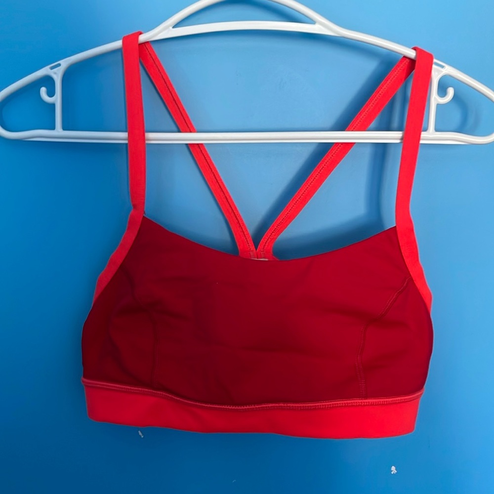Lululemon Rise and Run bra. Excellent condition. Red and orange flare. Size 8